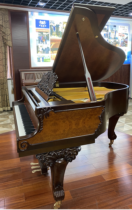 GP-168卧式花樟木哑光豪华托马斯钢琴国际知名品牌 GP-168卧式花樟木哑光豪华托马斯钢琴国际知名品牌
